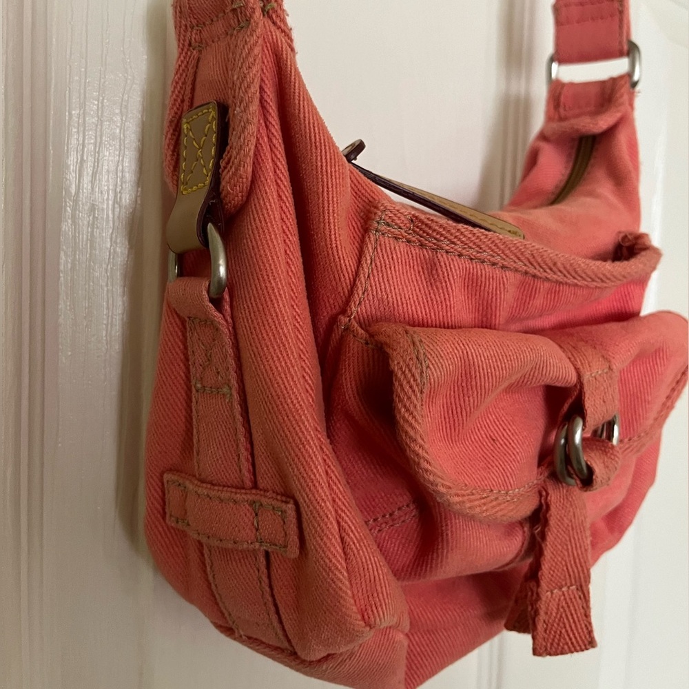 Fossil- coral crossbody canvas bag with pocket